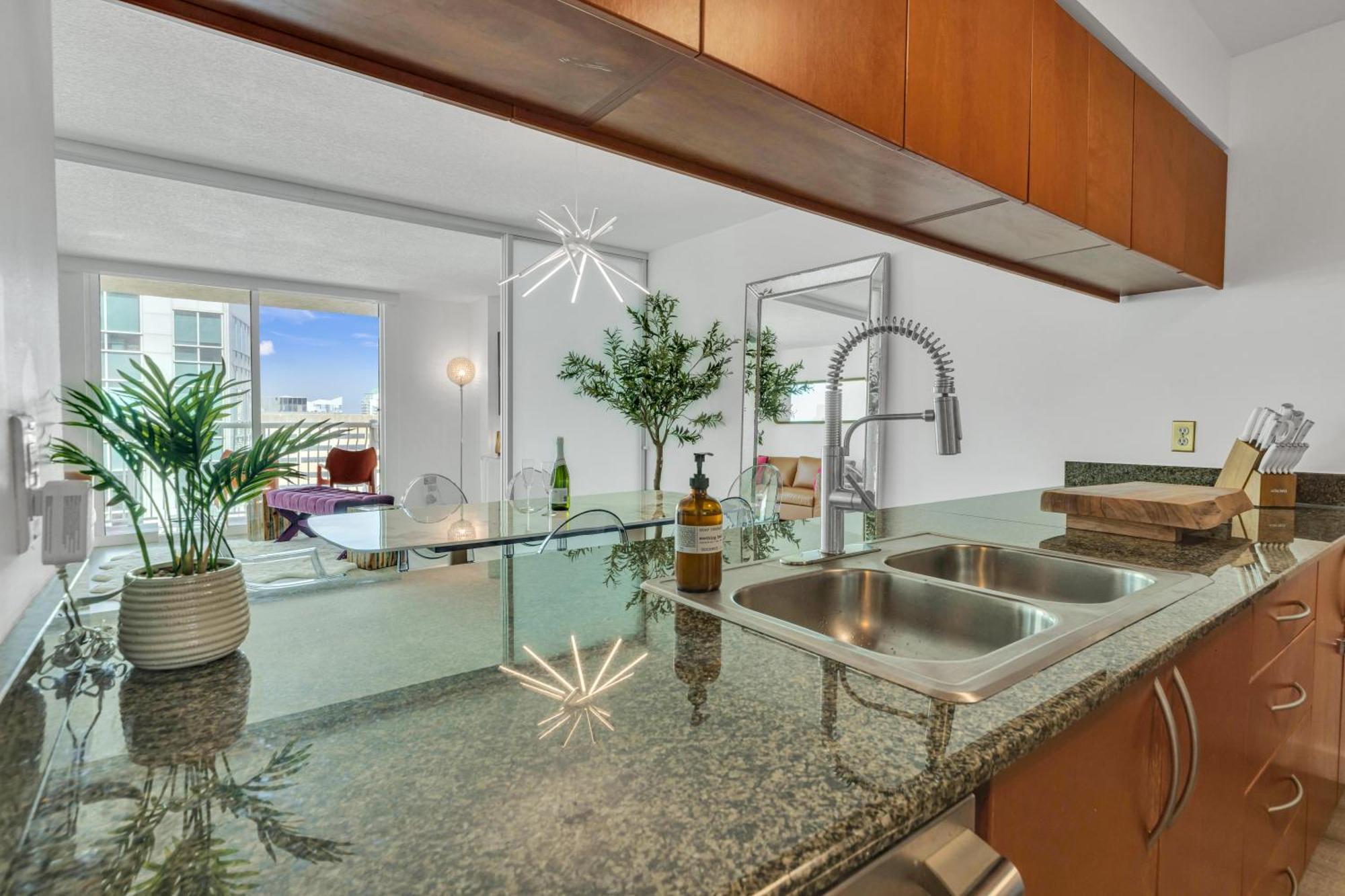 Oceanside Penthouse Apartment In Brickell Miami, Pool, Free Parking Экстерьер фото
